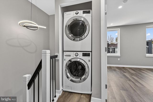 2927 ELLICOTT DR, Baltimore, MD 21216