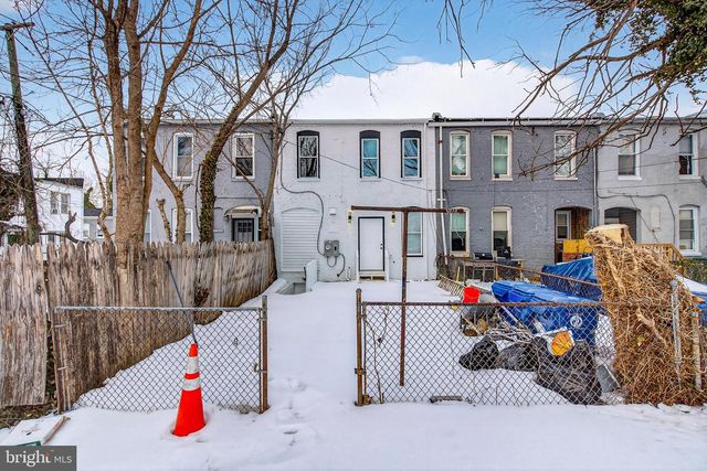 2927 ELLICOTT DR, Baltimore, MD 21216