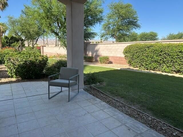 37624 Breeze Way, Palm Desert, CA 92211
