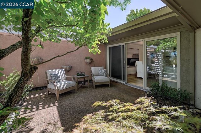 1300 Skycrest Dr 2, Walnut Creek, CA 94595