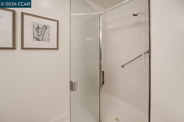 1300 Skycrest Dr 2, Walnut Creek, CA 94595