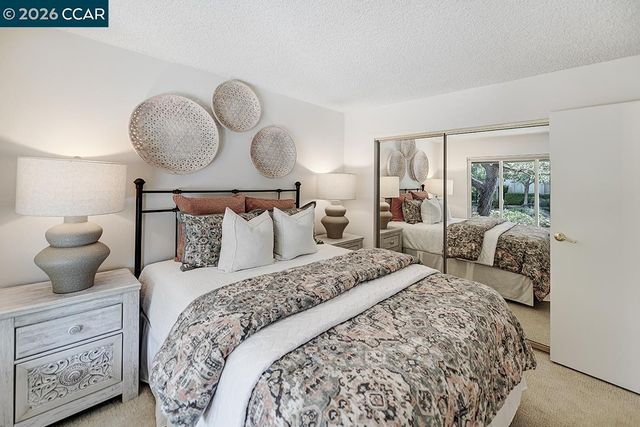 1300 Skycrest Dr 2, Walnut Creek, CA 94595