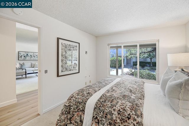 1300 Skycrest Dr 2, Walnut Creek, CA 94595
