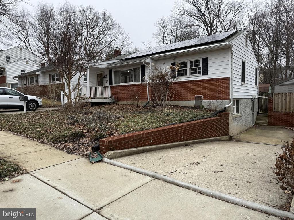 308 CLAGETT DR, Rockville, MD 20851