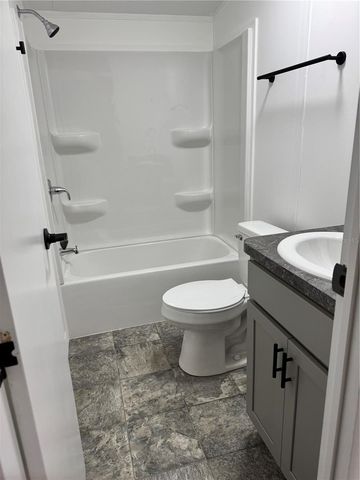 5525 W EVANS STREET, Coleman, FL 33521