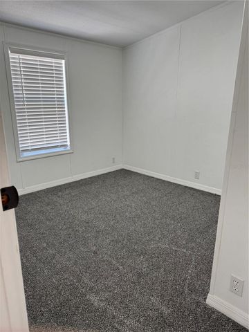 5525 W EVANS STREET, Coleman, FL 33521