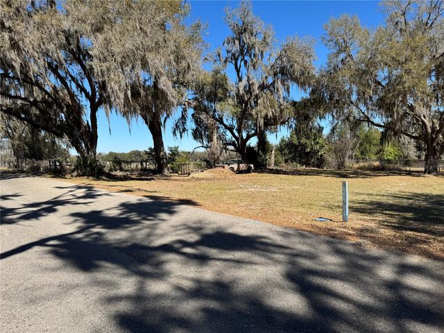 5525 W EVANS STREET, Coleman, FL 33521