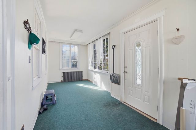 36 Putnam Ave, Lowell, MA 01851