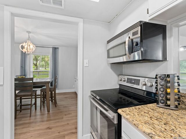 28422 Timberline Drive, San Antonio, TX 78260