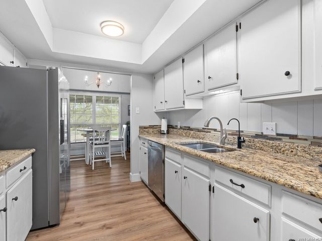28422 Timberline Drive, San Antonio, TX 78260
