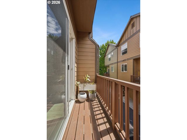 16220 Sw BASELINE Rd, Beaverton, OR 97006