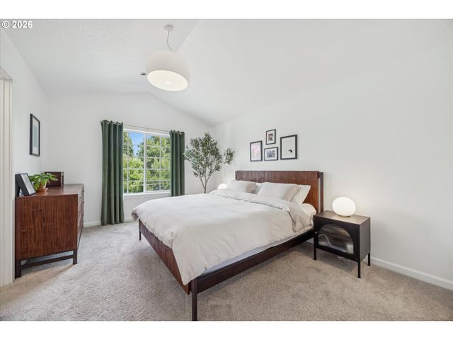 16220 Sw BASELINE Rd, Beaverton, OR 97006