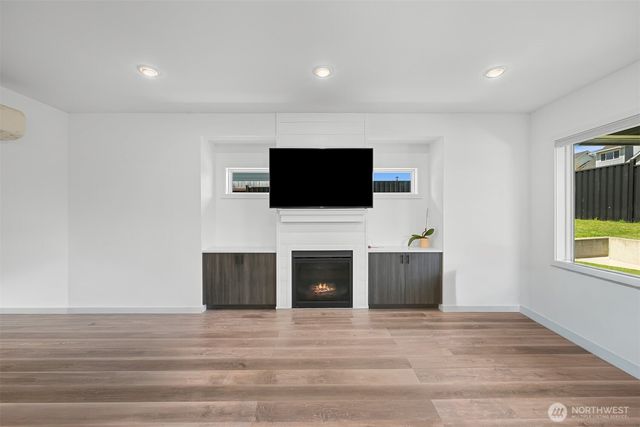 2163 Lagerwey Cir, Lynden, WA 98264