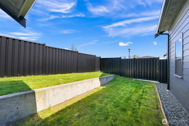 2163 Lagerwey Cir, Lynden, WA 98264