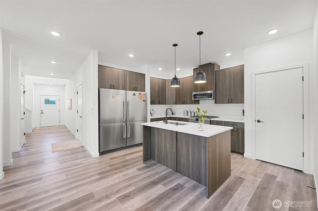 2163 Lagerwey Cir, Lynden, WA 98264