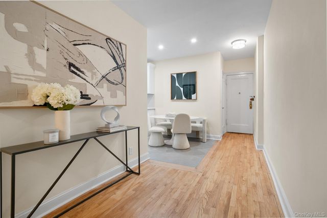 110-07 73rd Road 2K, Forest Hills, NY 11375
