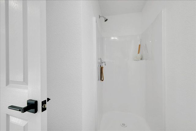 4859 Arboga Rd, Olivehurst, CA 95961