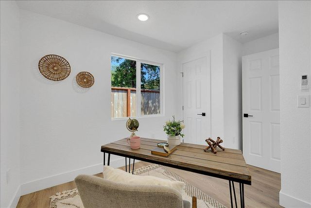 4859 Arboga Rd, Olivehurst, CA 95961