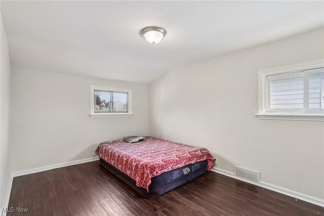 366 Tenney Avenue, Campbell, OH 44405