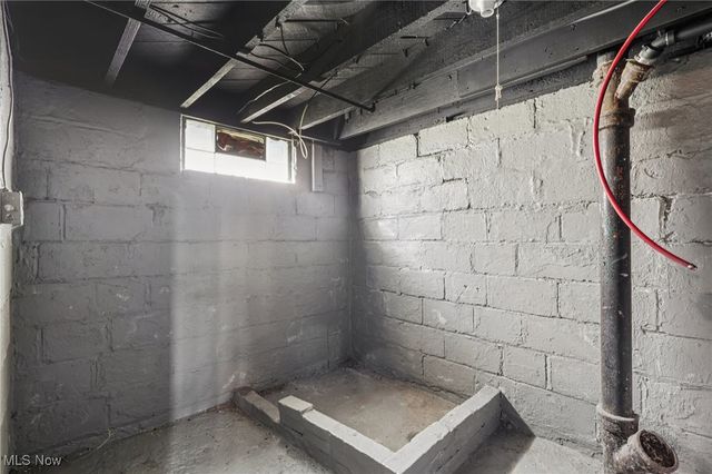 366 Tenney Avenue, Campbell, OH 44405