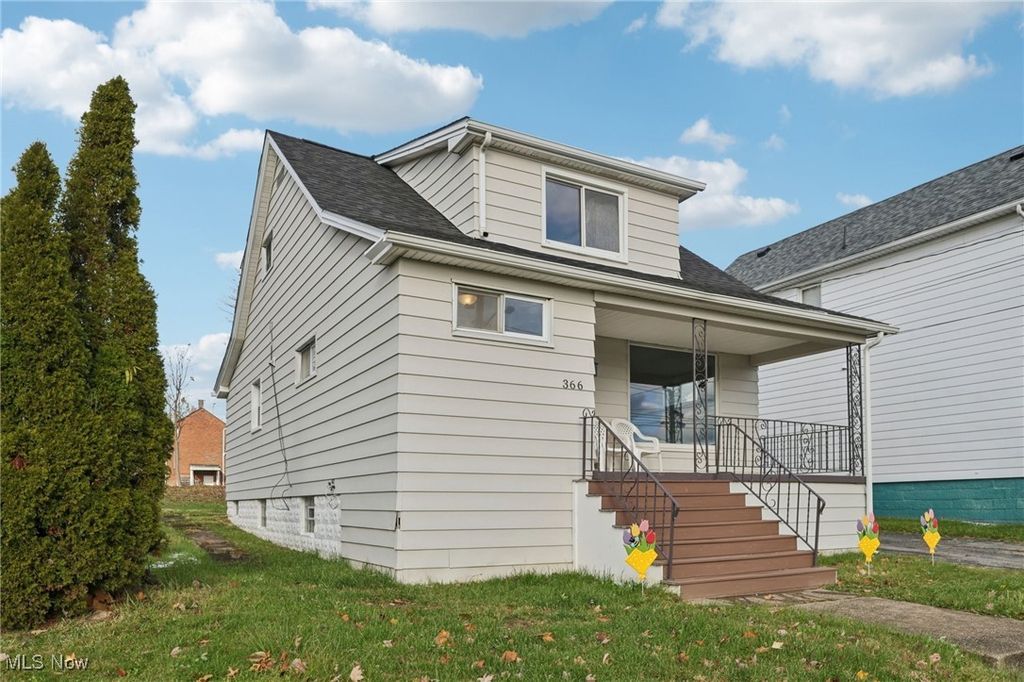 366 Tenney Avenue, Campbell, OH 44405