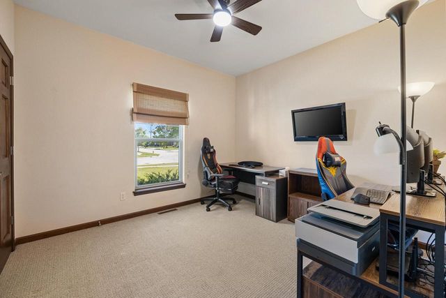 3836 Creekside DRIVE, Waukesha, WI 53189