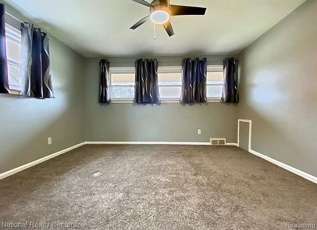 35327 W Chicago Street, Livonia, MI 48150