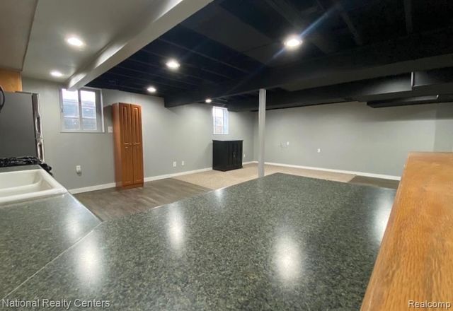 35327 W Chicago Street, Livonia, MI 48150