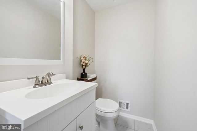 6412 LANCASTER, Warrenton, VA 20187