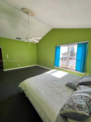 8075 SE Palm St, Hobe Sound, FL 33455