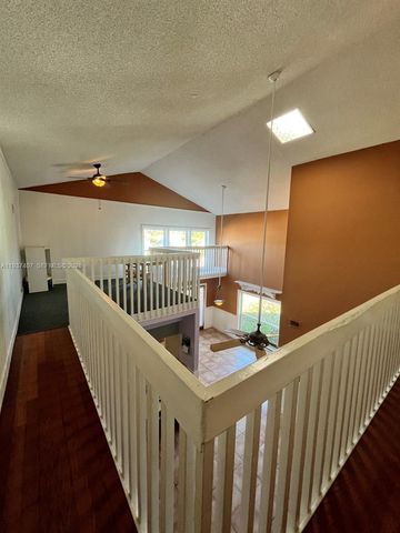 8075 SE Palm St, Hobe Sound, FL 33455