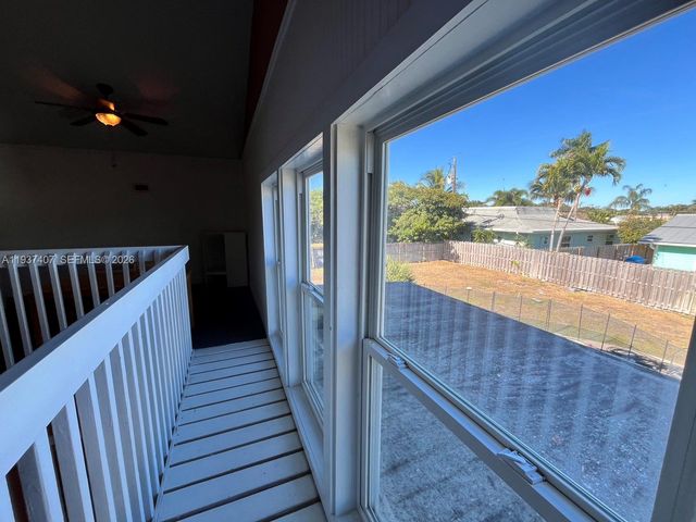 8075 SE Palm St, Hobe Sound, FL 33455