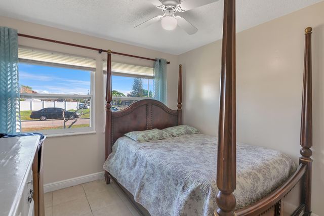 202 SW Dabney Drive, Port St. Lucie, Port St Lucie, FL 34983