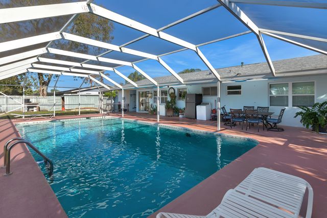 202 SW Dabney Drive, Port St. Lucie, Port St Lucie, FL 34983