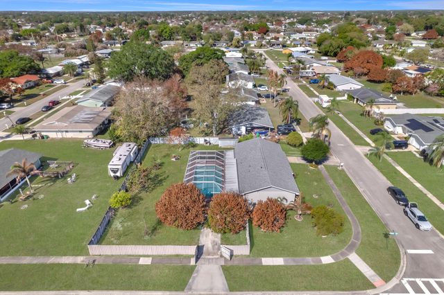 202 SW Dabney Drive, Port St. Lucie, Port St Lucie, FL 34983