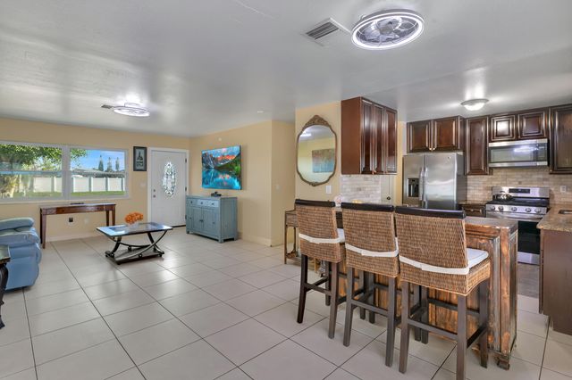 202 SW Dabney Drive, Port St. Lucie, Port St Lucie, FL 34983