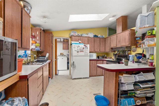 610 S Olympia Street, Westport, WA 98595