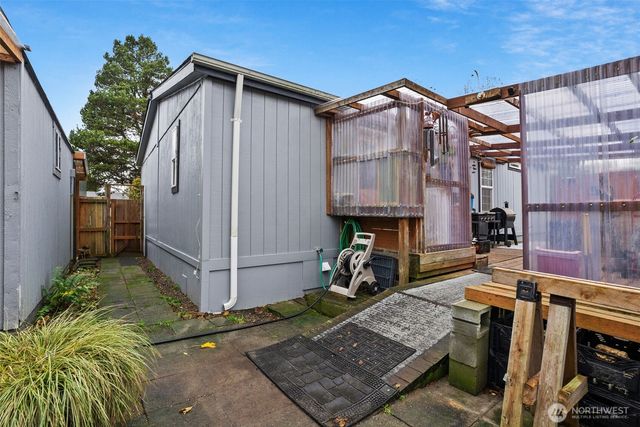 610 S Olympia Street, Westport, WA 98595