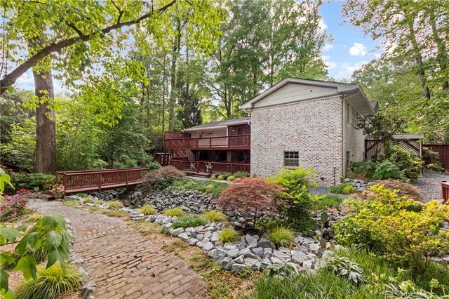 3961 Cloudland Drive SE, Smyrna, GA 30082