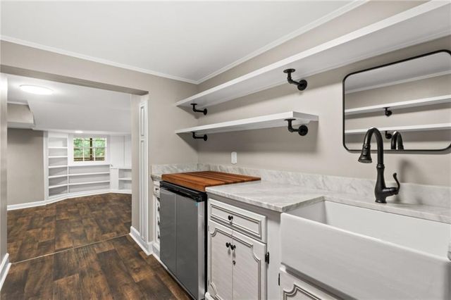 3961 Cloudland Drive SE, Smyrna, GA 30082