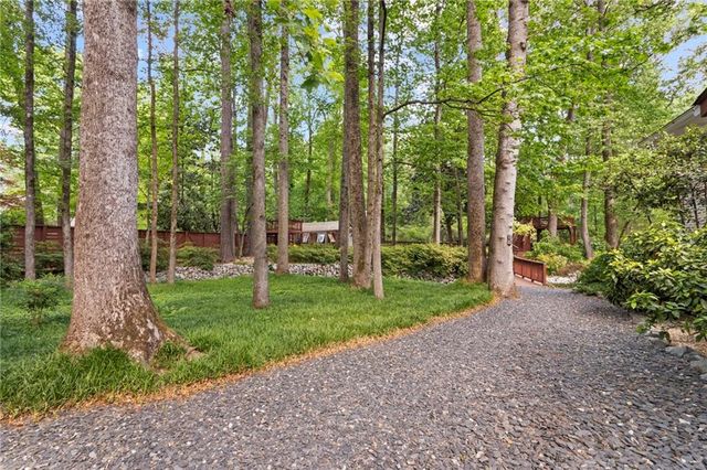 3961 Cloudland Drive SE, Smyrna, GA 30082