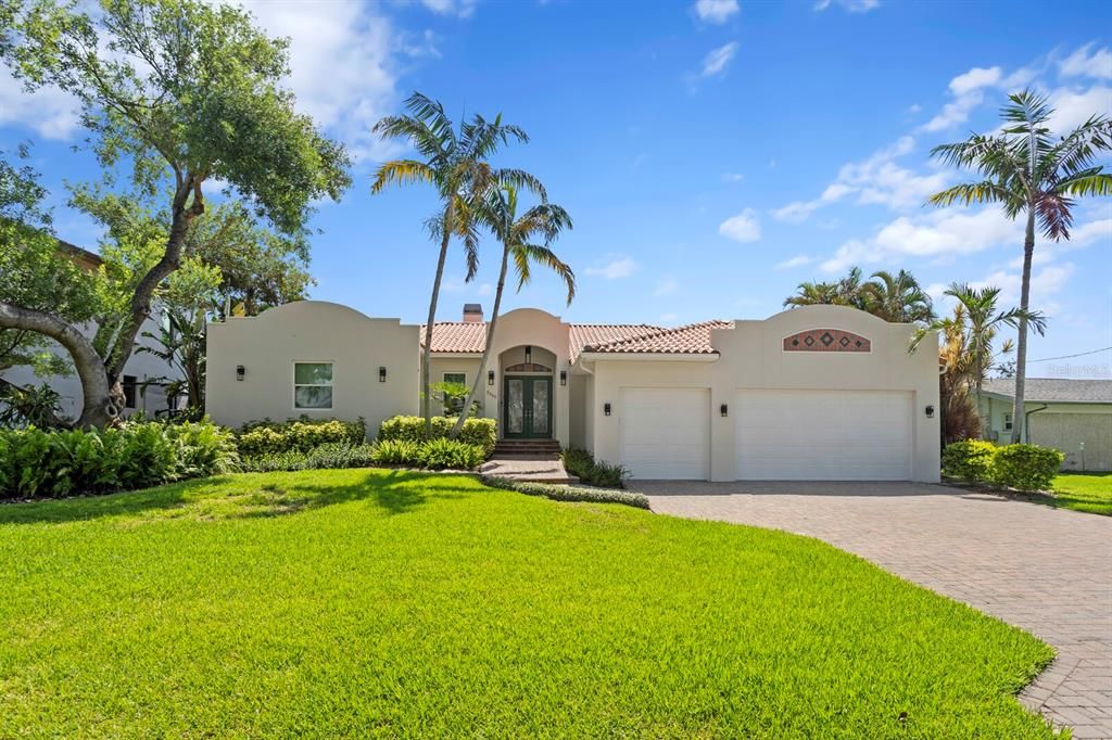 3265 MAPLE STREET NE, St Petersburg, FL 33704