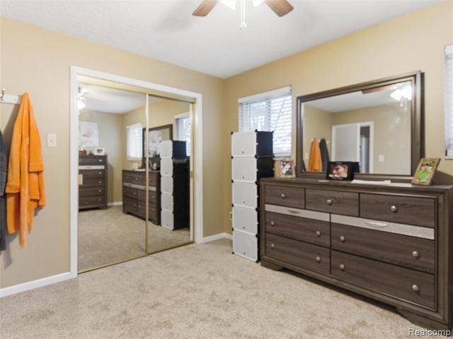 8878 Merriman Road, Livonia, MI 48150