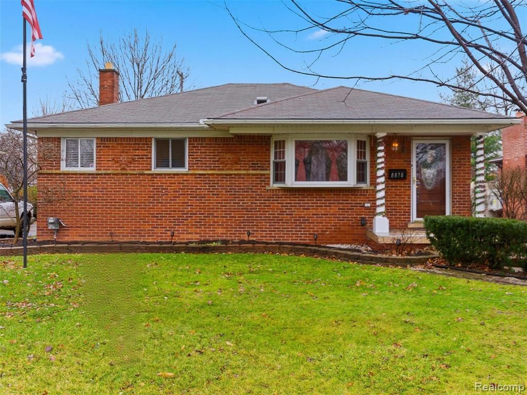 8878 Merriman Road, Livonia, MI 48150