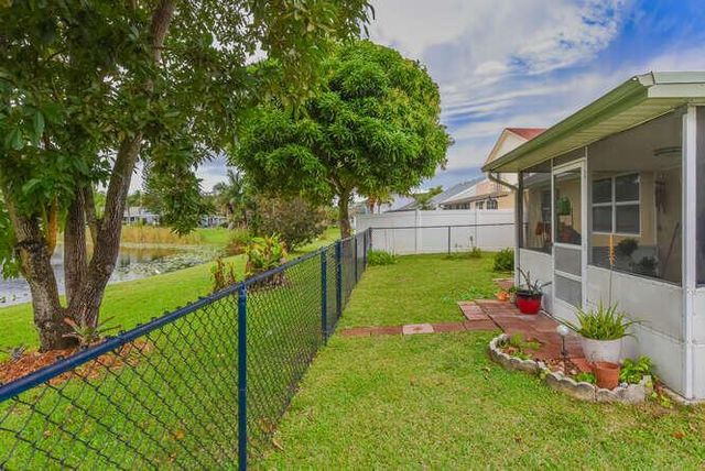 1817 Stonehaven Drive, Boynton Beach, FL 33436