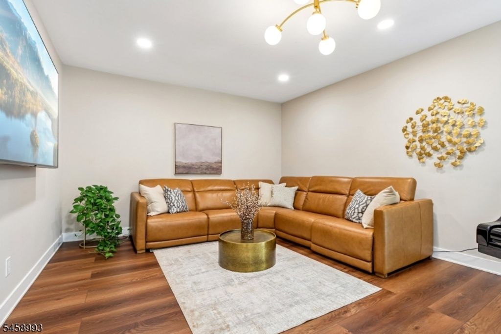 12 Clearwater Dr, Wayne Twp., NJ 07470 — photo 4