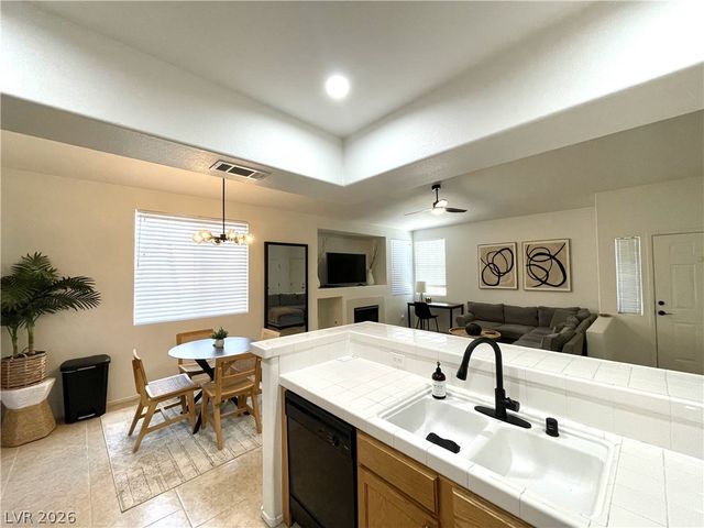 9901 Trailwood Drive 2128, Las Vegas, NV 89134