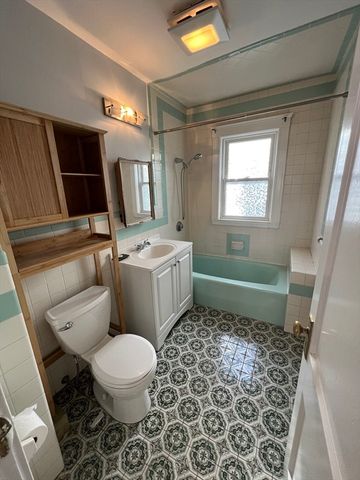 102-104 Varnum St 1, Arlington, MA 02474