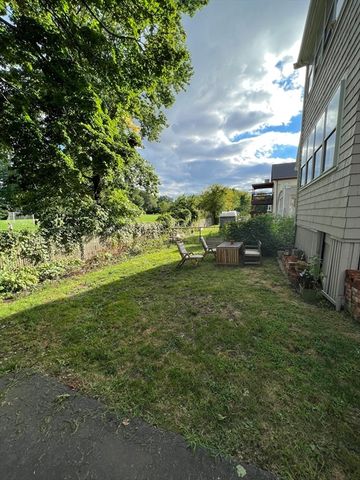 102-104 Varnum St 1, Arlington, MA 02474