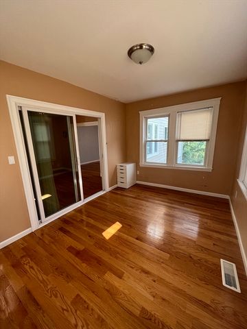 102-104 Varnum St 1, Arlington, MA 02474